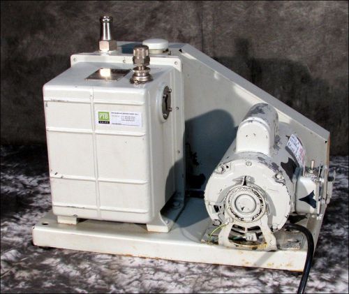 Welch duo-seal 1402 vacuum pump with 0.5 hp motor for sale