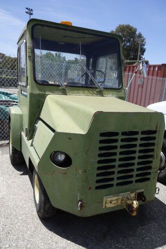 Clark Tug CT50 Aircraft and Baggage Cart Tow Tractor 5,000 lbs GSE Propane