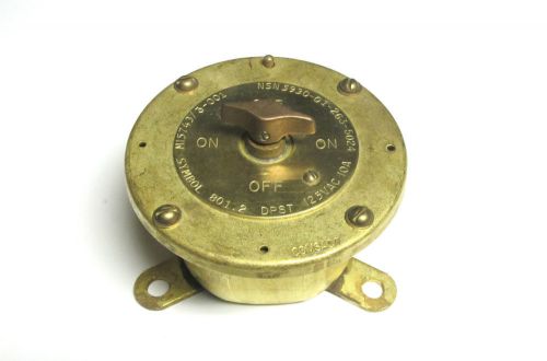 NEW Comsaco Rotary Switch/Brass Enclosure Cat# M15743/3-001  SYM 801.2.. YH-432A
