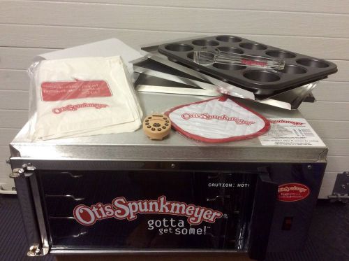 Otis Spunkmeyer OS-1 Commercial Convection Cookie Oven 3 New Trays And More!!!