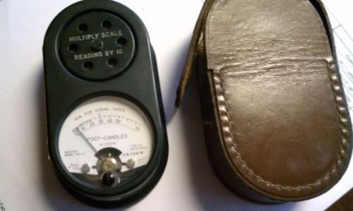 Weston 703-67 light meter (Foot Candles) with case vintage