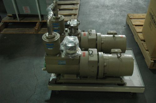 2 pieces Ulvac D-950DK oil rotary vacuum pump oil mist trap 220vac 3ph cart