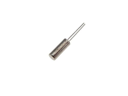 HQ 16MHz Crystal 3x8mm Through Hole Pack of 10
