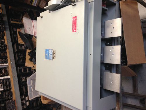 S603 CROUSE HINDS SWITCH 600A 3P 240V