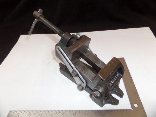 Palmgren Tilting Angle Machinist Vise 2-7/16&#034; Wide Jaws Opening to 2-5/8&#034;