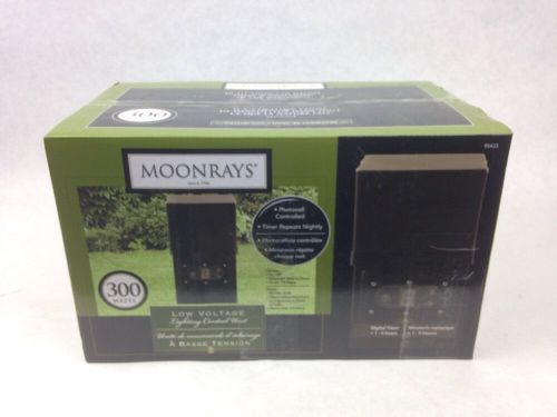Moonray 300 Watt Low Voltage Lighting Control Unit Photocell Controled 45WP.2B