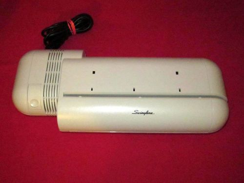 Swingline Commercial Electric 3 Hole Punch Model 535 No Paper Guide