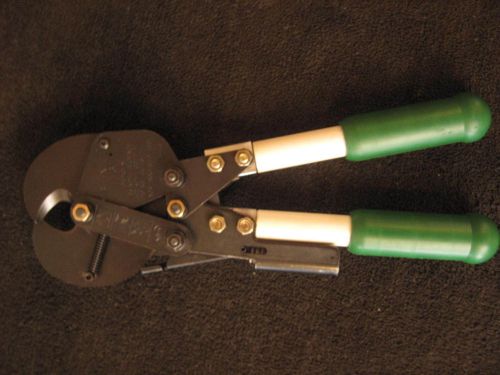 Greenlee Brand Ratchet Style Cable Cutters USED VERY FEW TIMES