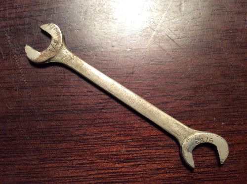 VINTAGE Open Wrench Blue Point 1-1816 1/4 9/32