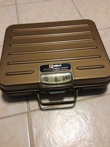 P250 Heavy Duty 250 LBS Utility Shipping Scale Portable