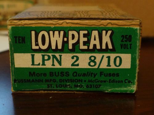 Lot (8) Bussman LPN 2-8/10 Low peak fuses 2.8 Amp 250 Volt K5