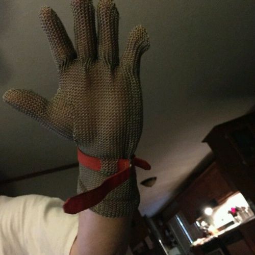 Stainless Steel Mesh Hand Butchers Glove Food Preparation  SZ M Used Free Ship