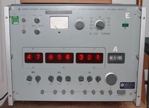 ROHDE &amp; SCHWARZ DECADE RF SIGNAL GENERATOR 0-50 Mhz, Type SMDH BN 41 103