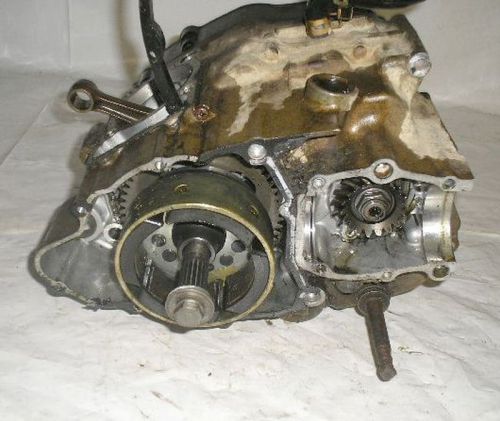 1985 Yamaha 225 DX Tri Moto 3 Wheeler Crank Case Crankshaft Transmission