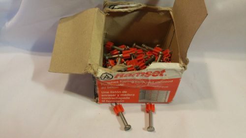 1&#034; 1/4  32mm studs Powder Actuated  Ramset 71 in box not 100