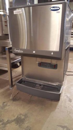 Follett Symphony 25CI400A 400 lb. Air Cooled Nugget-Style Ice &amp; Water Dispenser