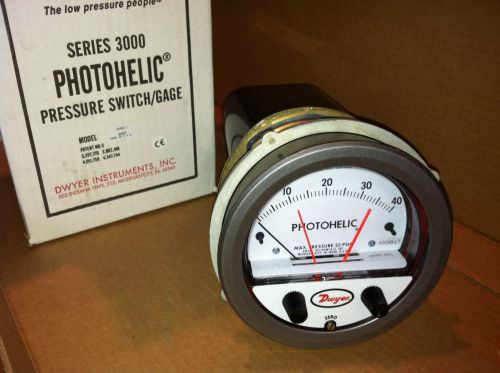 Dwyer a3040-lt photohelic switch/gage 0-40&#034; wc sealed box for sale