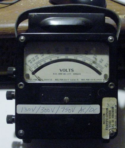 Vintage Lab Standard Volt Meter Weston Electrical  Instr. Co  Model 455. DC/AC