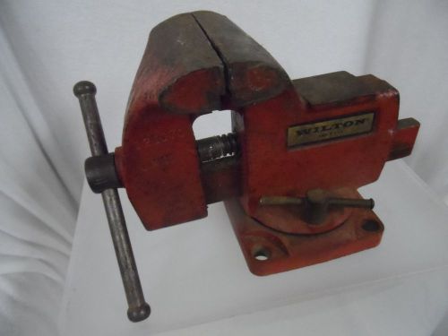 Wilton 4&#034; Jaw Width x 3 3/4&#034; Opening Bench Mount Vise Classic Red *MADE IN USA*
