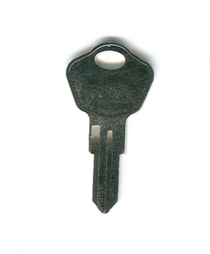 (2) Sentry Safe Keys Pre-CUT To Code 3E2 Model 1100 &amp; More