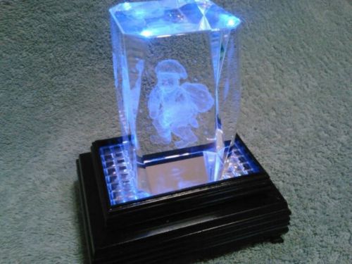 New 3&#034; Christmas Santa Claus 3D Crystal with 2&#034;stand 3 LED Light Display office