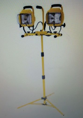 Workforce twin head 1,000-watt halogen telescoping work light for sale