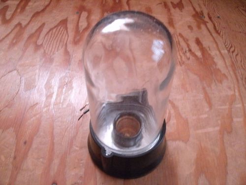 VINTAGE INDUSTRIAL ENCLOSED LAMP FIXTURE SUITABLE FOR WET LOCATIONS