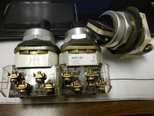 USED ALLEN BRADLEY SELECTOR SWITCH WITH ONE BLOCK 800T-H2/800T-XA