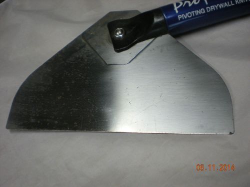 ProFinish Pivoting Drywall Finishing Knife 9 X 24 handle