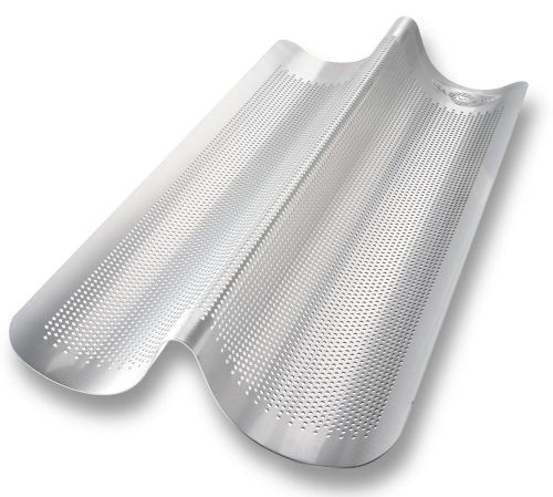 NEW USA Pans 2-Well Perforated Italian Loaf Pan