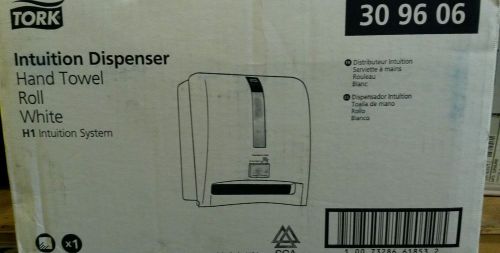 Tork Touch Free/ Automatic Hand Towel Dispenser