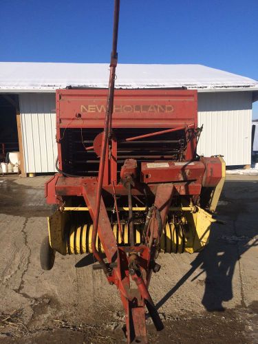 New holland 845 round baler for sale