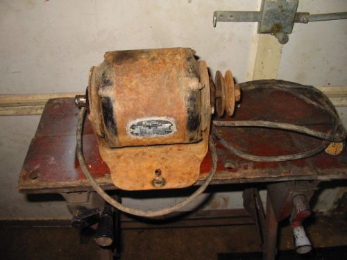 VINTAGE MAYTAG ELECTRIC MOTOR MODEL 9670 110V  1/4HP 60 CYCLES 1750 RPM