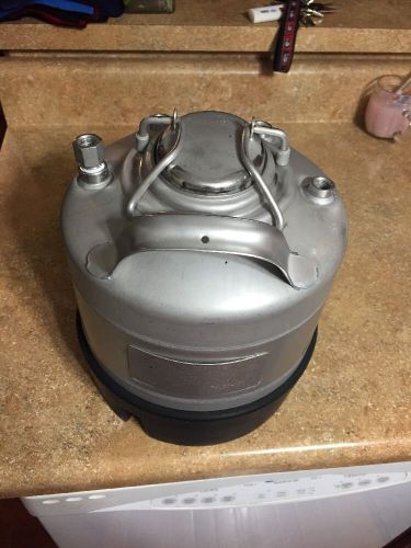 2 GALLON STAINLESS STEEL PRESSURE VESSEL BY ALLOY PRODUCTS