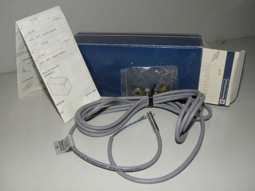 New Telemecanique Inductive Proximity Switch XSM-N08122