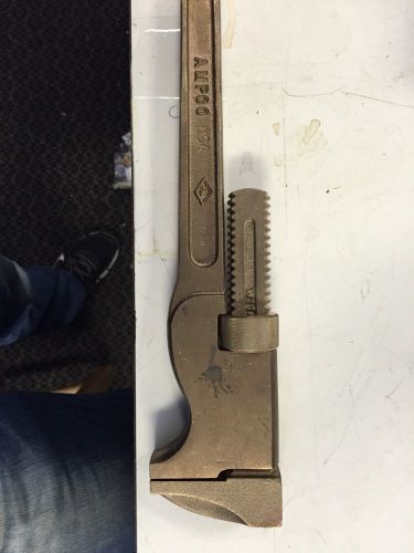Ampco Pipe Wrench- W1148 Golden