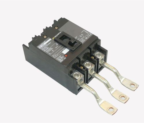 Square D QDL32200 3Pole 200Amp 240V Circuit Breaker (Good condition)