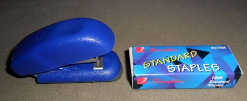 Mini Stapler w/ standard staples