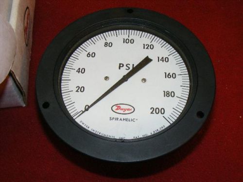 NEW Dwyer Spirahelic Pressure Gauge 7100-G200