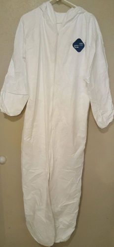 New Dupont Tyvek Paint suit size Medium Lot of 6 * Free shipping *