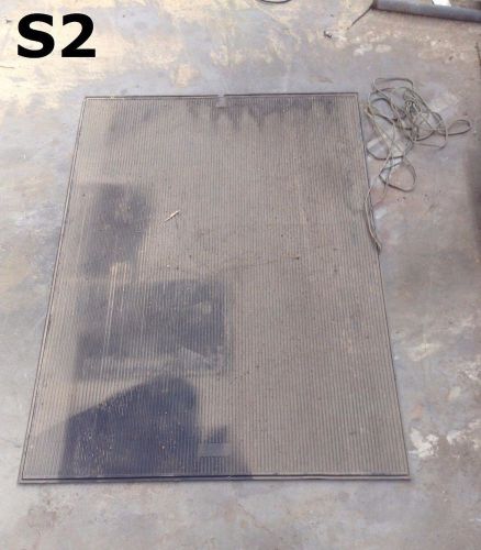 57&#034; x 40&#034; machine operator&#039;s switched rubber safety mat for sale