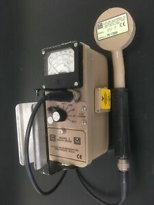 Ludlum Model 3 Survey Meter with Model 44-9 Pancake Probe