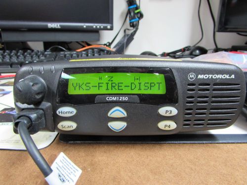 Motorola CDM-1250 Low Band VHF Mobile 42-50Mhz 70 Watt 64CH Model AAM25DKD9AA2AN