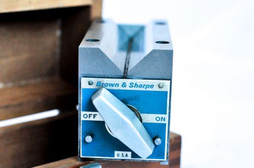 Brown and Sharpe Magnetic Vee Block