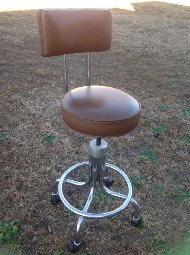 VINTAGE E.F. BREWER COMPANY  swivel SPIN ADJUSTABLE EXAM STOOL chair medical