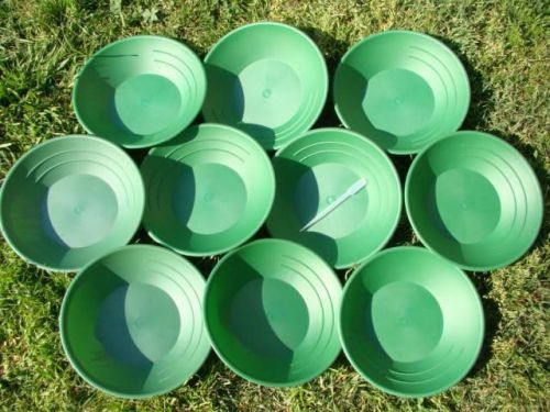 Lot of 50 Green Gold Pans Panning Mining Sluice-Prospecting - Clean Up-Resale