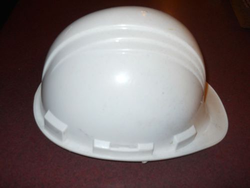 North Construction Safety Cap Helmet Hardhat 11/90 Type1 Class E Sz:6 1/2-7 3/4