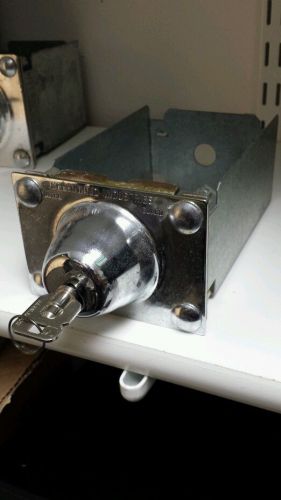 Laundry Machine Coin Box Vault - GreenWald UG400A - Key Sentinel - 3 boxs 1 key