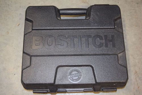 New Bostitch N62FN 15-Gauge &#034;FN&#034; Style Angled Finish Nailer Kit New NO RESERVE!!