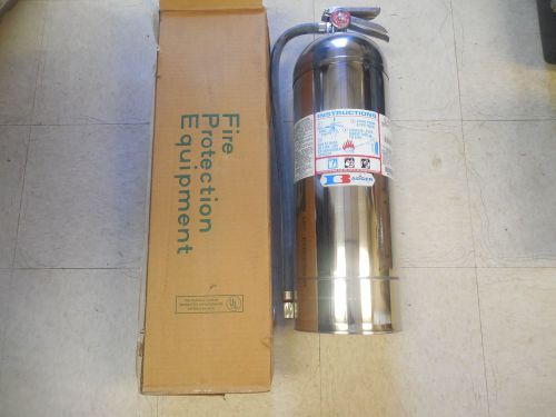 NEW BADGER FIRE EXTINGUISHER WP-61 WP61 2 1/2&#034; GALLONS